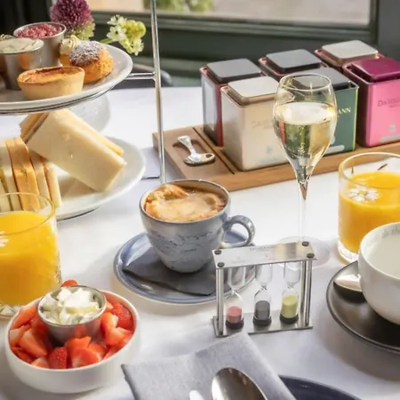 Clayton American Hotel