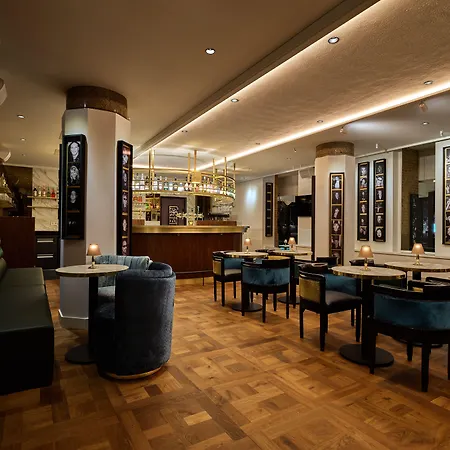 Otel Clayton American