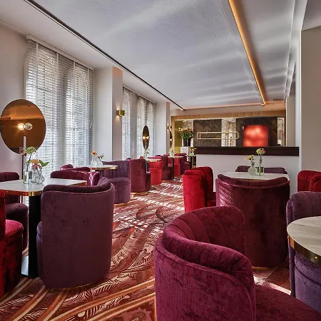 Otel Clayton American