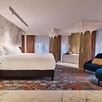 Clayton American 4*