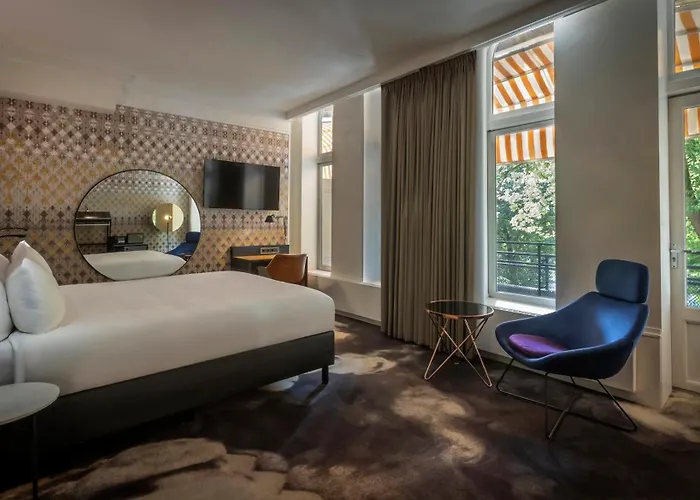 Clayton American Ámsterdam