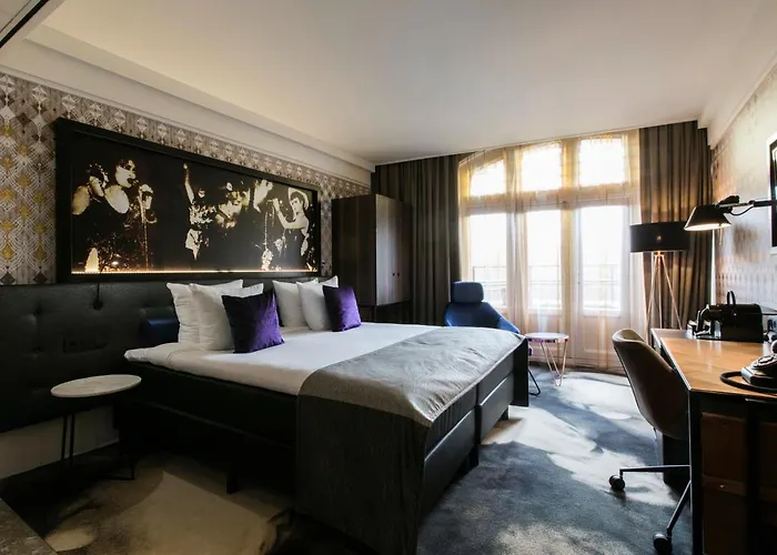 Clayton American Hotel 4*