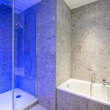 Clayton American 4*