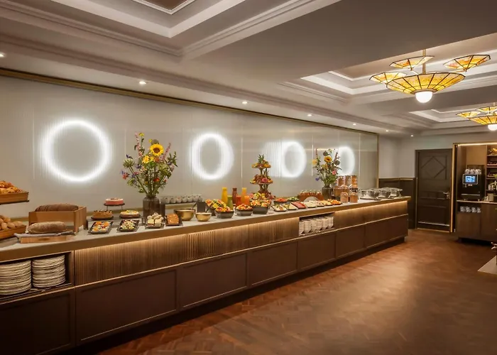 Clayton American Hotel 4*